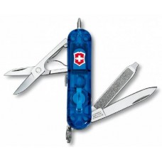 Нож перочинный Victorinox Signature Lite Sapphire 0.6226.T2 58мм 7 функций полупрозрачный синий