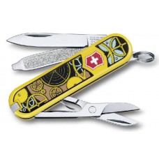 Нож перочинный Victorinox Classic Swiss Clockwork 0.6223.L1402 58мм 7 функций дизайн Механизм